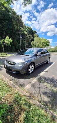 HONDA CIVIC 1.8 LXS 16V FLEX 4P AUTOMÁTICO HONDA CIVIC 1.8 LXS 16V FLEX 4P AUTOMÁTICO